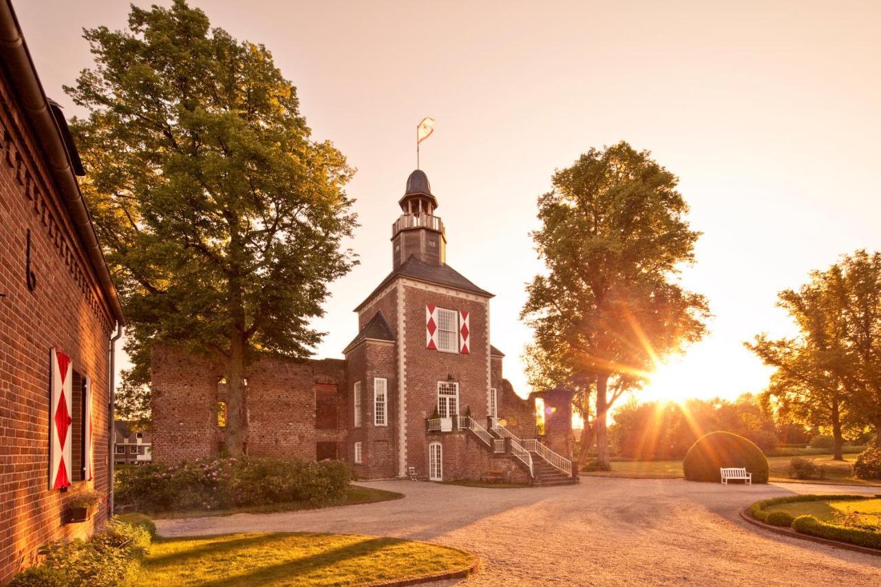 Schloss Hertefeld & Hertefeldhof 4* Weeze